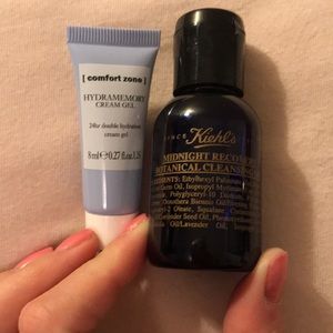 Kiehl’s Midnight Recovery Botanical Cleansing Oil